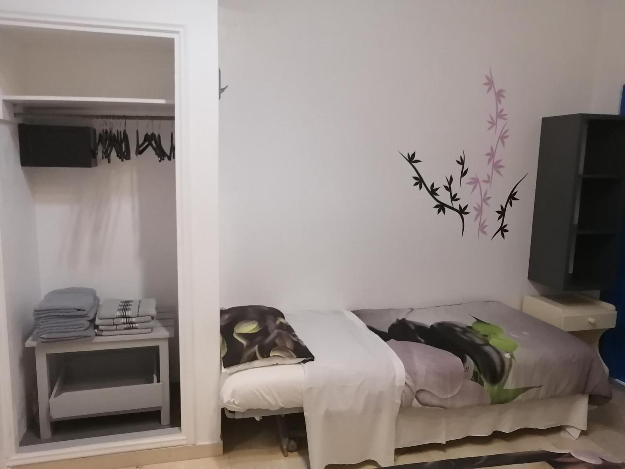 Aparthotel The 3*